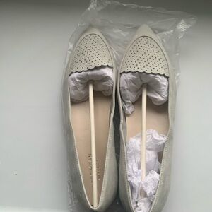 Cole Haan Women's Gray Suede Perforated Skimmers Flats size 7
